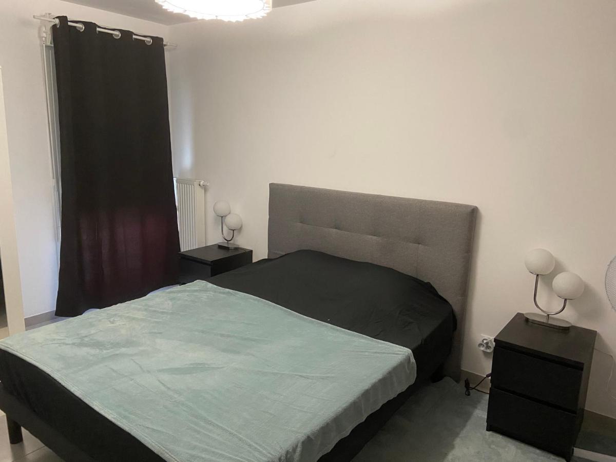 Appartement T2, Residence Au Calme. Parking Prive Marseilles Buitenkant foto